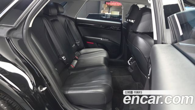 Hyundai Grandeur 2023 — photo 18