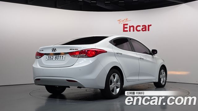 Hyundai AVANTE 2011 — photo 2