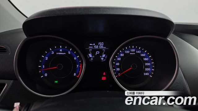 Hyundai AVANTE 2011 — photo 8
