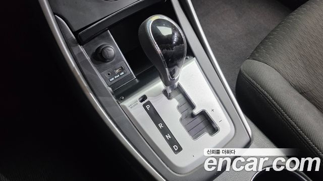 Hyundai AVANTE 2011 — photo 9