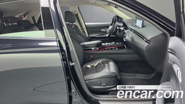 Genesis GV70 2021 — photo 16