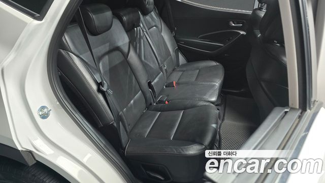 Hyundai Santafe 2015 — photo 11