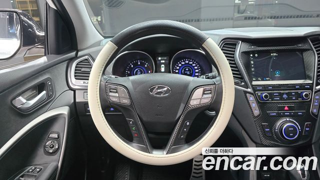 Hyundai Santafe 2015 — photo 13