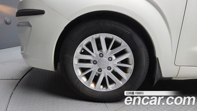 KG Mobility KORANDO 2014 — photo 5