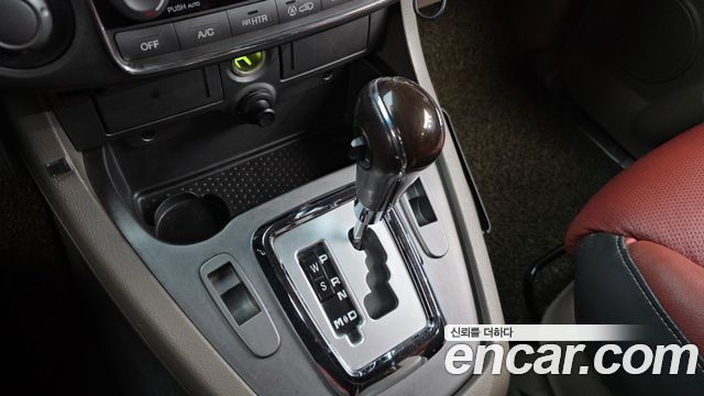 KG Mobility KORANDO 2014 — photo 9
