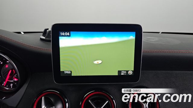 Mercedes-Benz CLA-Class 2017 — photo 15