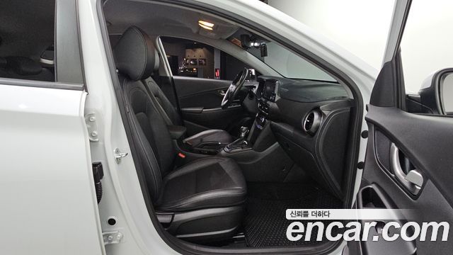 Hyundai Kona 2018 — photo 17