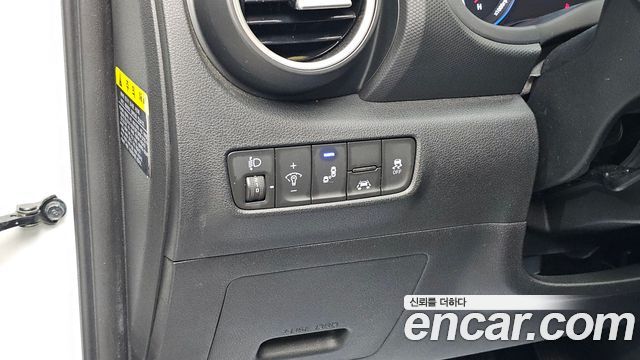 Hyundai Kona 2018 — photo 21