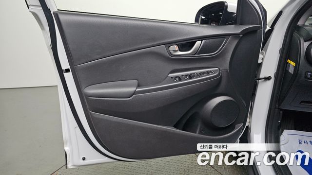 Hyundai Kona 2018 — photo 14