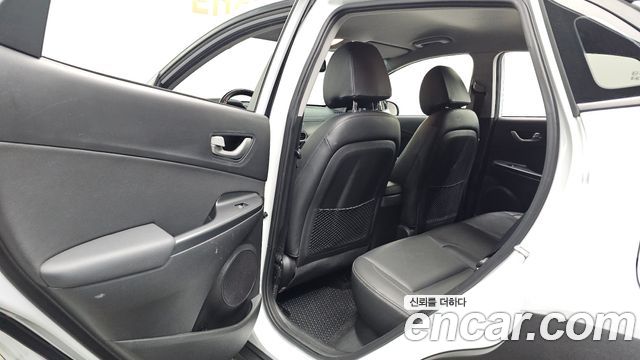 Hyundai Kona 2018 — photo 16