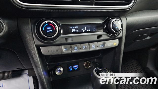 Hyundai Kona 2018 — photo 27