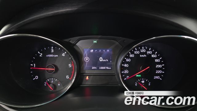 Kia Canival 2016 — photo 11