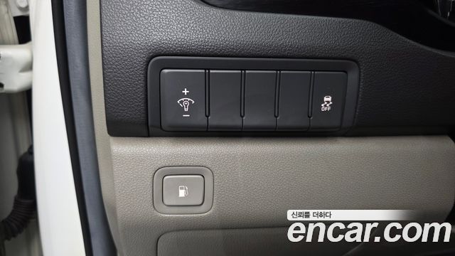 Kia Canival 2016 — photo 27