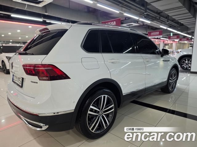 Volkswagen Tiguan 2023 — photo 6