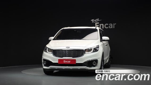 Kia Canival 2016 — photo 3