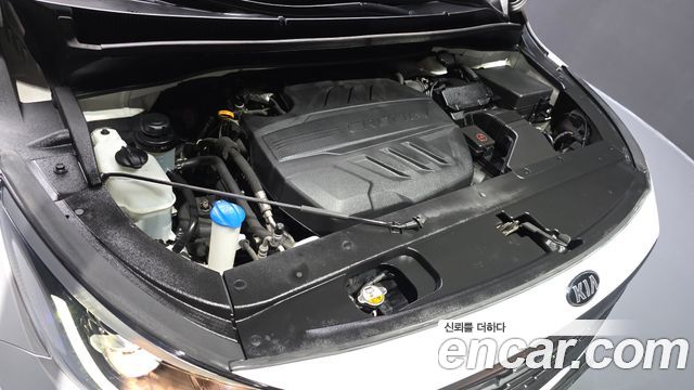 Kia Canival 2019 — photo 6