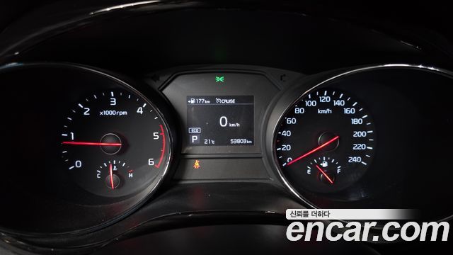 Kia Canival 2019 — photo 11