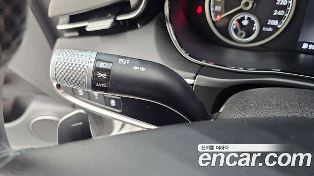 Genesis GV70 2024 — photo 24