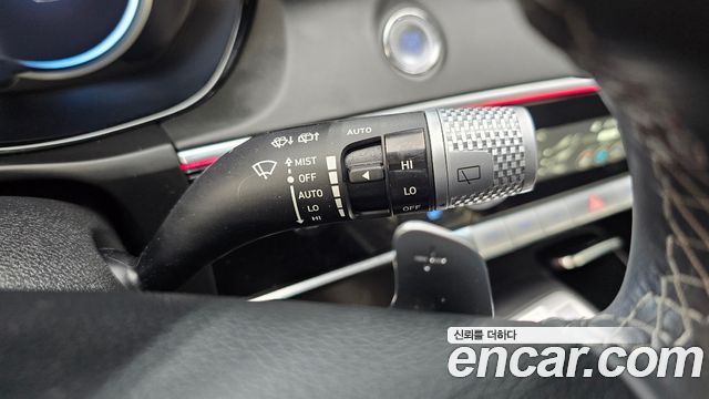 Genesis GV70 2024 — photo 25