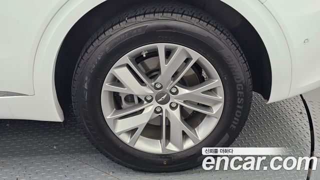 Genesis GV70 2024 — photo 7