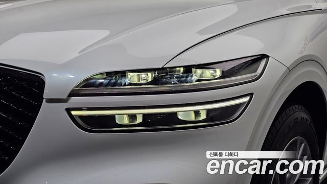 Genesis GV70 2024 — photo 8