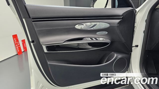Genesis GV70 2024 — photo 14