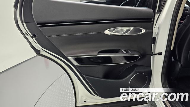 Genesis GV70 2024 — photo 15