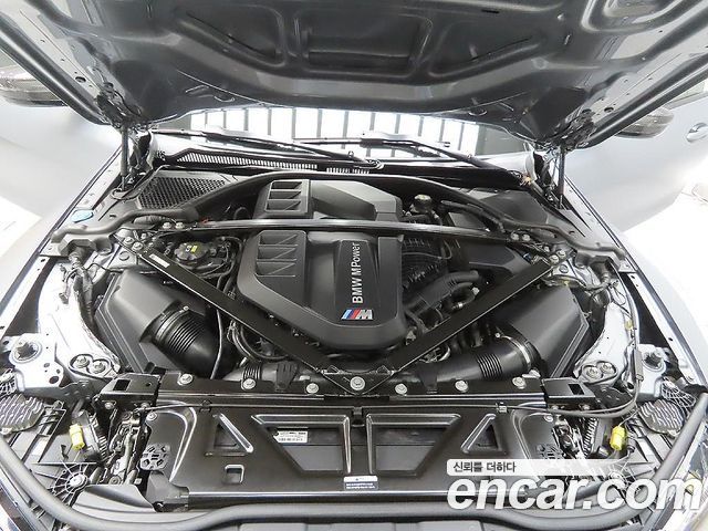 BMW M4 2022 — photo 8