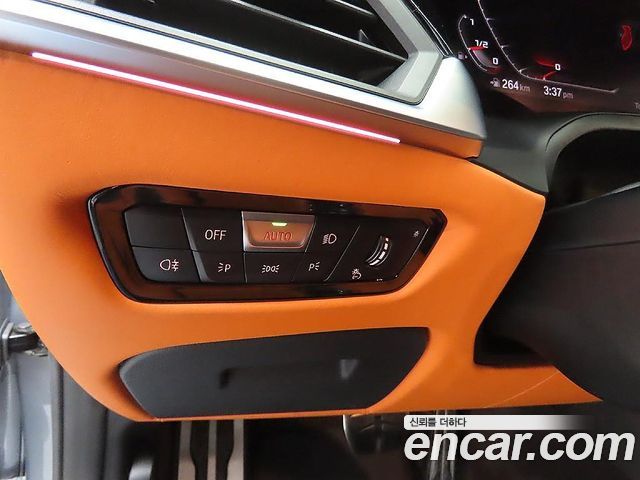 BMW M4 2022 — photo 18
