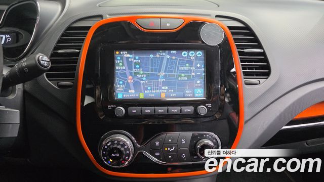 Renault Korea QM3 2015 — photo 14