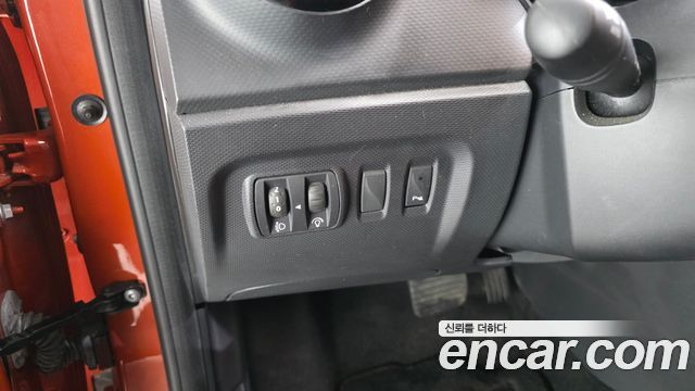Renault Korea QM3 2015 — photo 16