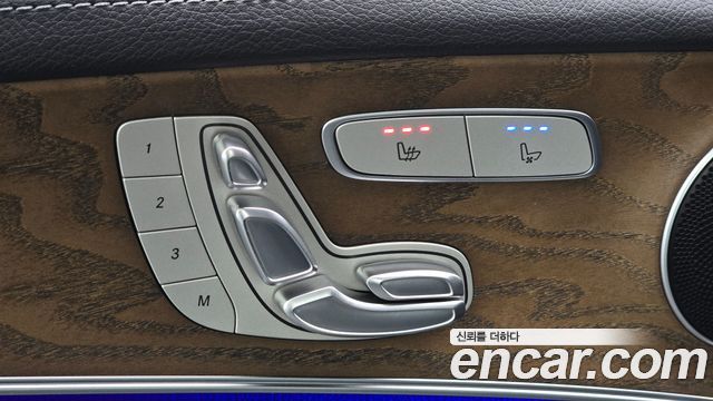 Mercedes-Benz E-Class 2021 — photo 33