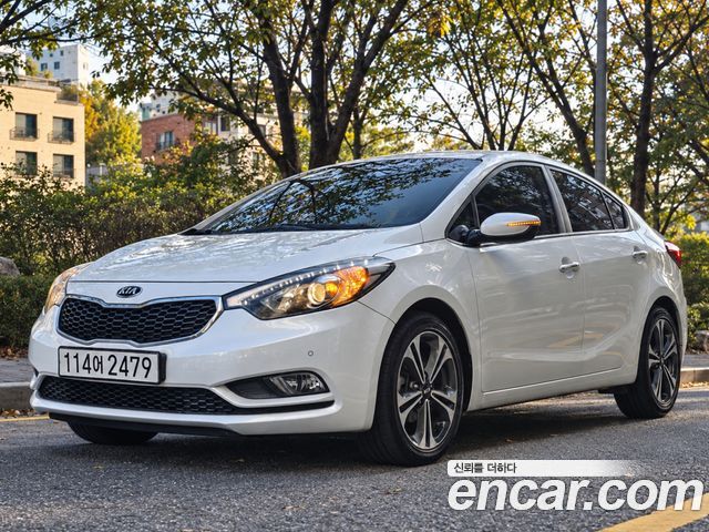 Kia K3 2015 — photo 1