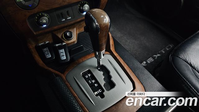 KG Mobility Rexton 2016 — photo 12