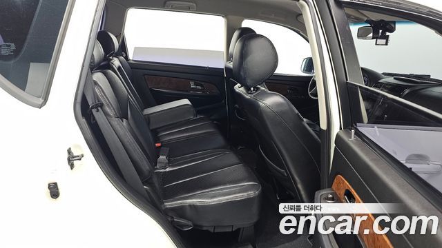 KG Mobility Rexton 2016 — photo 17