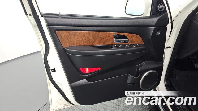 KG Mobility Rexton 2016 — photo 14