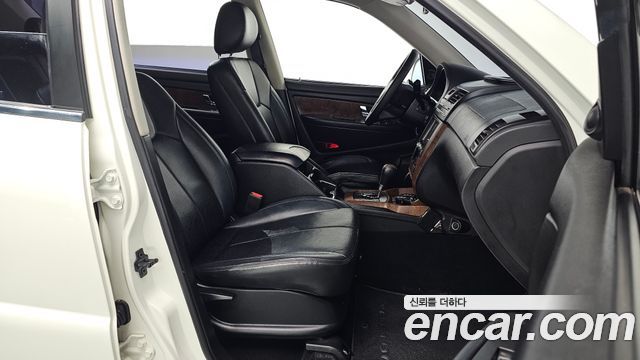 KG Mobility Rexton 2016 — photo 16