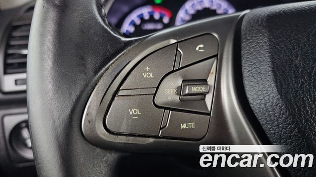 KG Mobility Rexton 2016 — photo 31