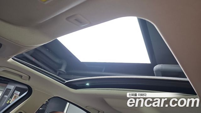 BMW 5-Series 2016 — photo 16