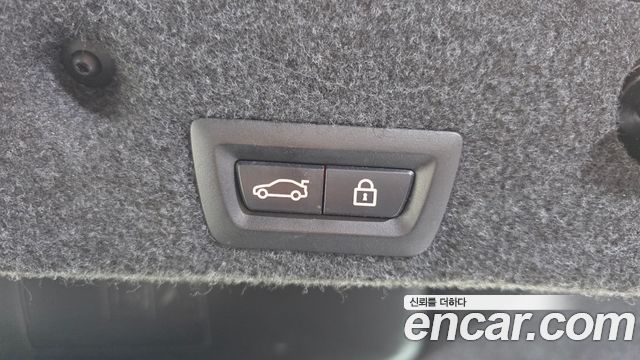 BMW 5-Series 2016 — photo 20