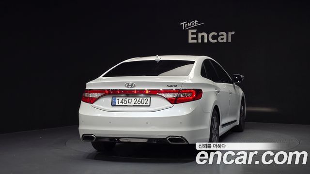 Hyundai Grandeur 2017 — photo 4