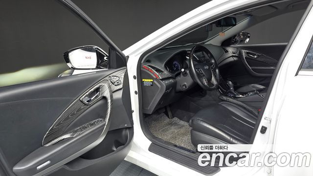 Hyundai Grandeur 2017 — photo 13