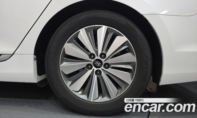 Hyundai Grandeur 2017 — photo 7