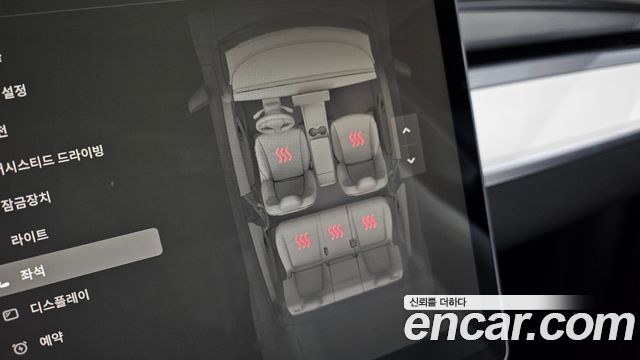 Tesla Model Y 2024 — photo 18