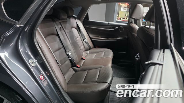 Hyundai Grandeur 2018 — photo 18
