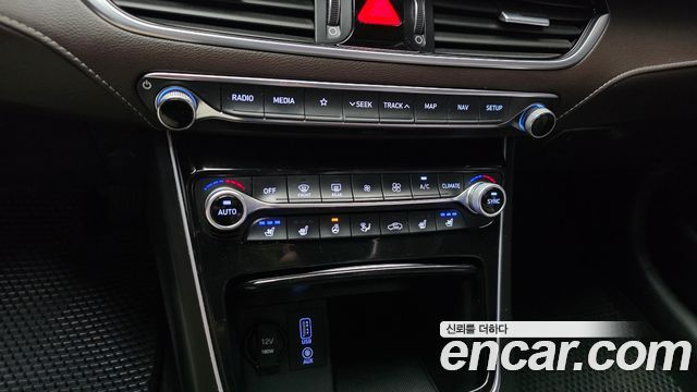 Hyundai Grandeur 2018 — photo 22