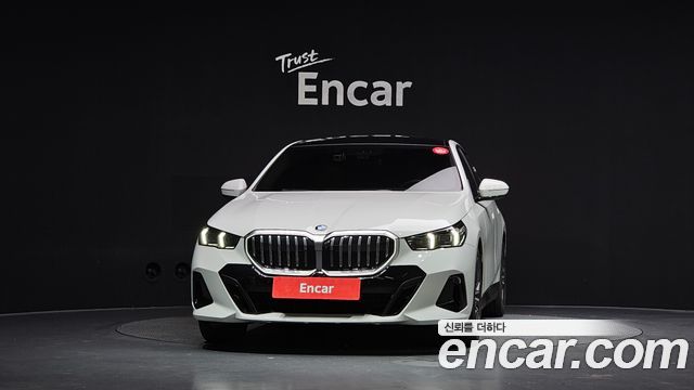 BMW 5-Series 2026 — photo 3