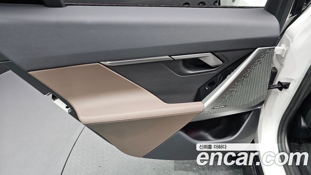 BMW 5-Series 2026 — photo 15