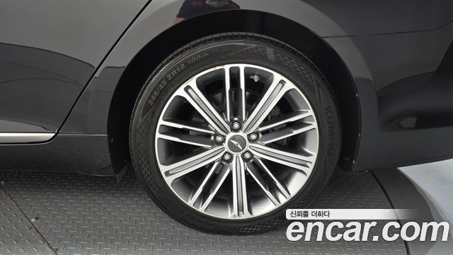Genesis G80 2019 — photo 7