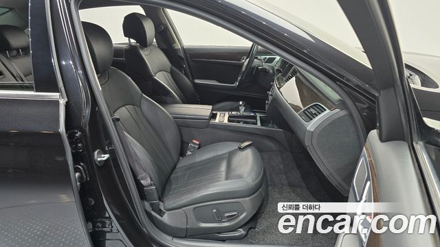 Genesis G80 2019 — photo 16